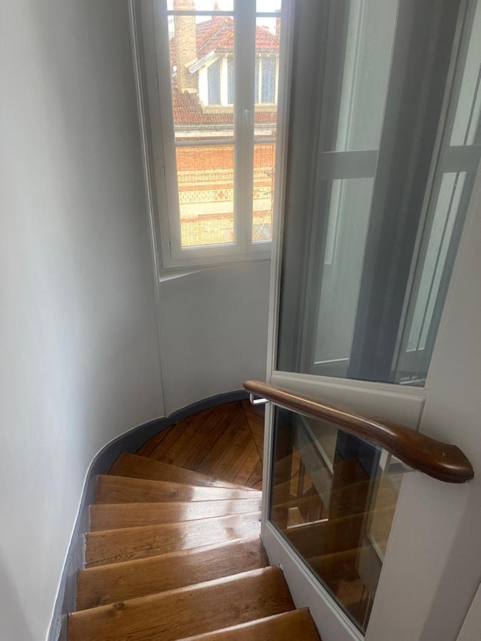 Paris Centre Dernier Etage Vue Ascenseur Διαμέρισμα Εξωτερικό φωτογραφία
