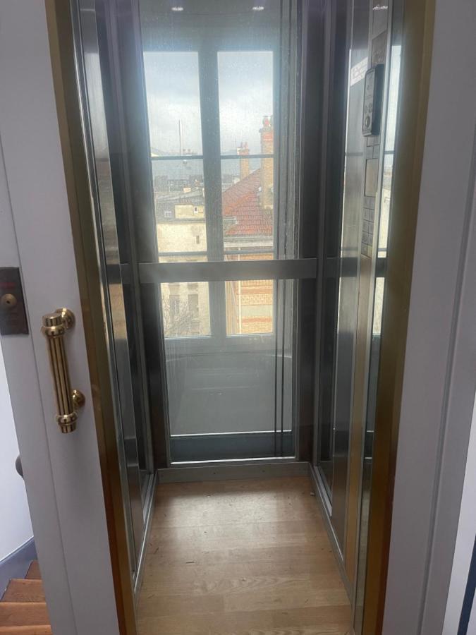 Paris Centre Dernier Etage Vue Ascenseur Διαμέρισμα Εξωτερικό φωτογραφία