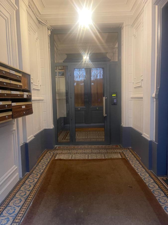 Paris Centre Dernier Etage Vue Ascenseur Διαμέρισμα Εξωτερικό φωτογραφία