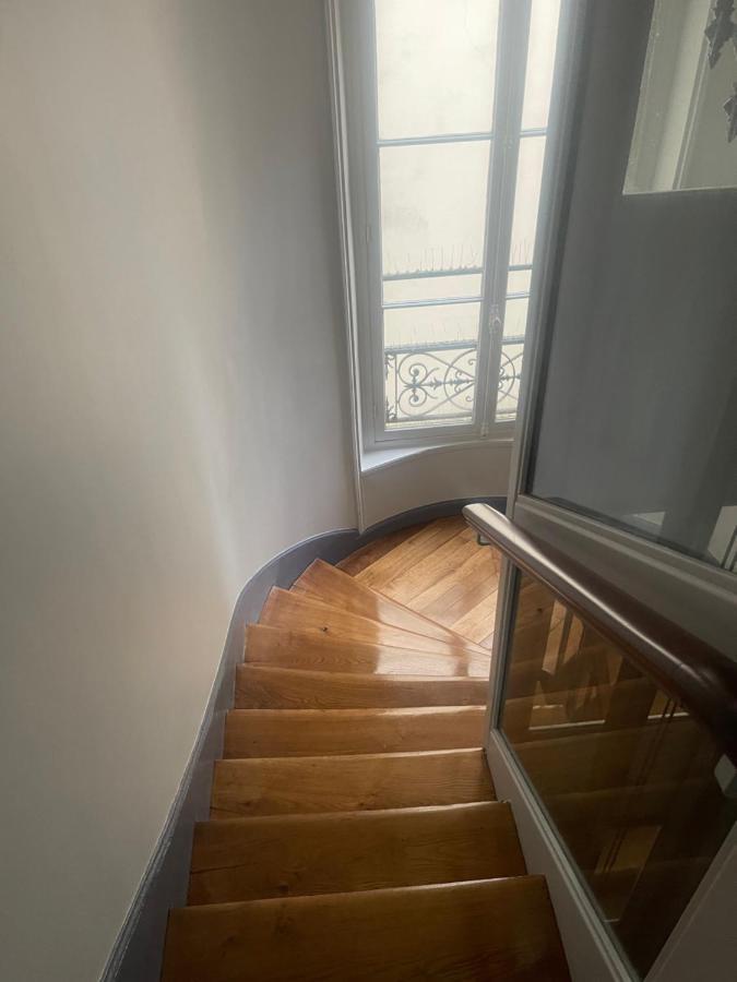 Paris Centre Dernier Etage Vue Ascenseur Διαμέρισμα Εξωτερικό φωτογραφία
