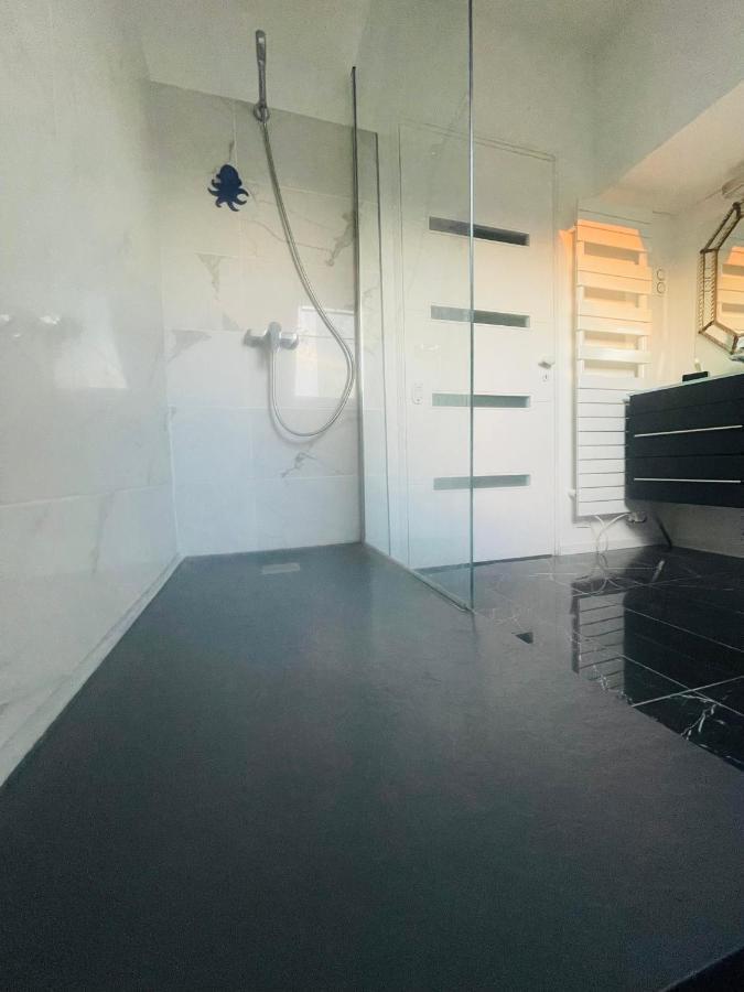 Paris Centre Dernier Etage Vue Ascenseur Διαμέρισμα Εξωτερικό φωτογραφία